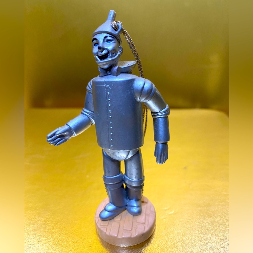 WIZARD OF OZ VINTAGE 1987 TIN MAN PVC ORNAMENT TURNER 1939 LOEWS REN. 1966 MGM